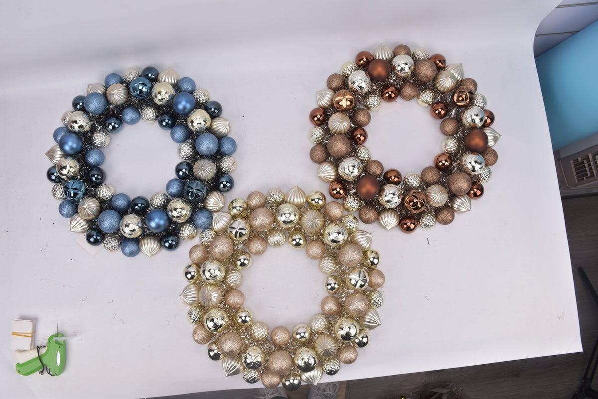 Shatterproof Ball Wreath - Country Silk